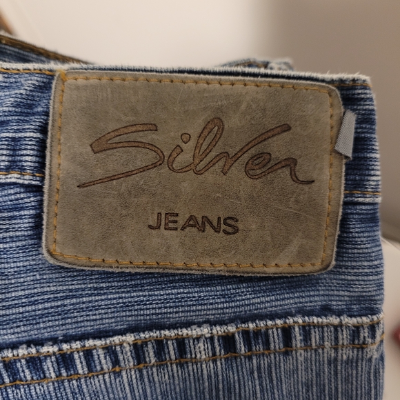 Silver Jeans Women's Light Blue Straight Leg Denim - Picture 9 of 11